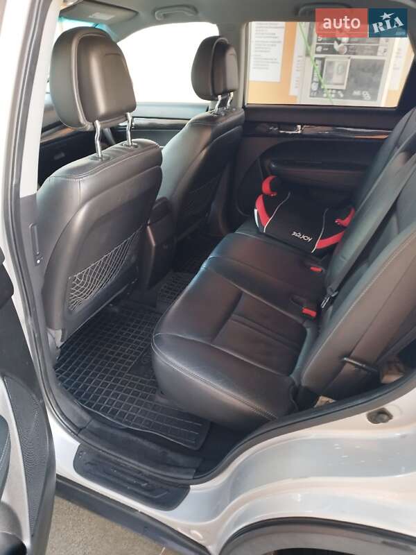 Внедорожник / Кроссовер Kia Sorento 2010 в Одессе