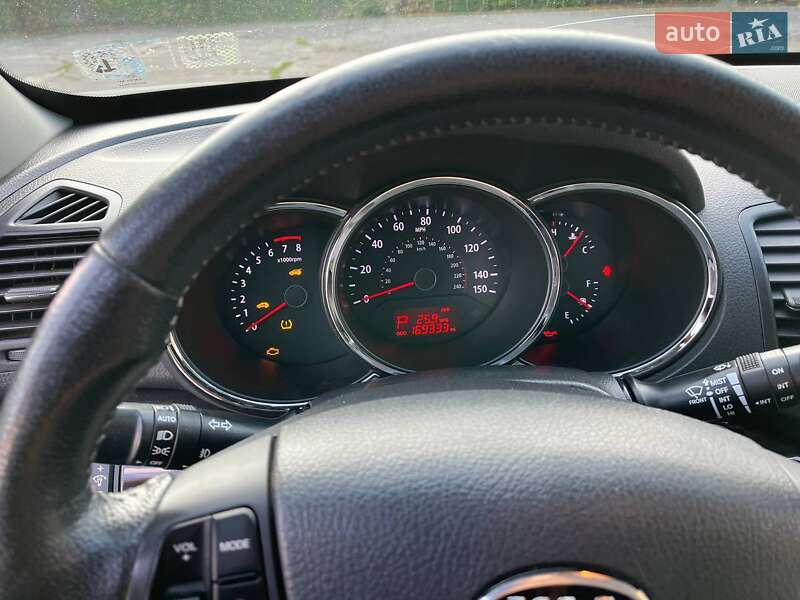 Позашляховик / Кросовер Kia Sorento 2012 в Золотоноші