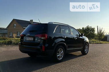 Внедорожник / Кроссовер Kia Sorento 2013 в Глухове