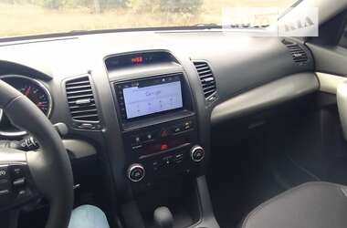 Внедорожник / Кроссовер Kia Sorento 2010 в 
