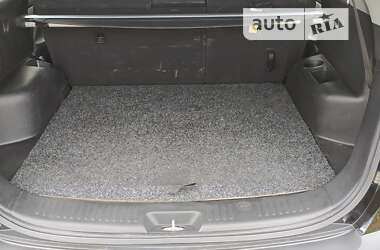 Внедорожник / Кроссовер Kia Sorento 2010 в 