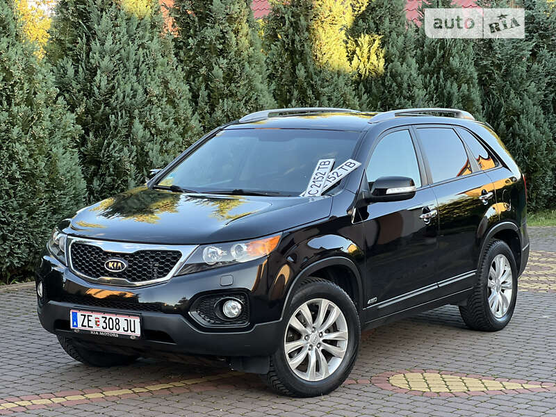 Внедорожник / Кроссовер Kia Sorento 2010 в 