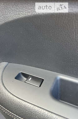 Внедорожник / Кроссовер Kia Sorento 2010 в 