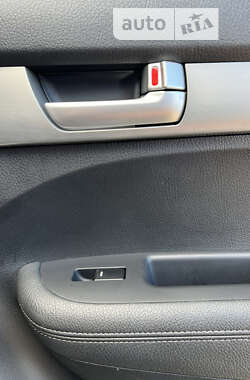 Внедорожник / Кроссовер Kia Sorento 2010 в 