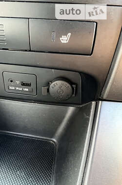 Внедорожник / Кроссовер Kia Sorento 2010 в 
