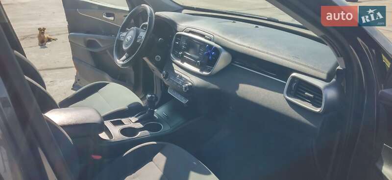 Позашляховик / Кросовер Kia Sorento 2015 в Ужгороді