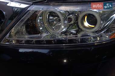 Внедорожник / Кроссовер Kia Sorento 2010 в 