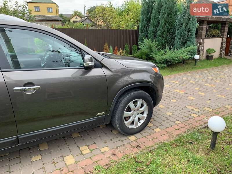 Позашляховик / Кросовер Kia Sorento 2011 в Городку