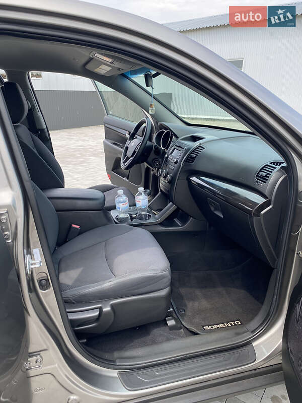 Внедорожник / Кроссовер Kia Sorento 2012 в Калуше фото 13 Внедорожник / Кроссовер Kia Sorento 2012 в Калуше