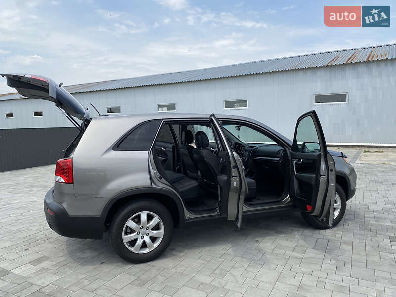 Внедорожник / Кроссовер Kia Sorento 2012 в Калуше фото 29 Внедорожник / Кроссовер Kia Sorento 2012 в Калуше