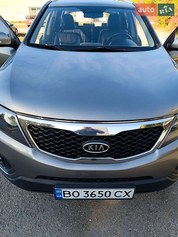 Внедорожник / Кроссовер Kia Sorento 2010 в Тернополе