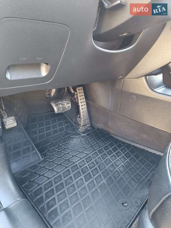 Внедорожник / Кроссовер Kia Sorento 2010 в Тернополе