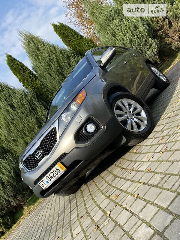 Внедорожник / Кроссовер Kia Sorento 2012 в Самборе