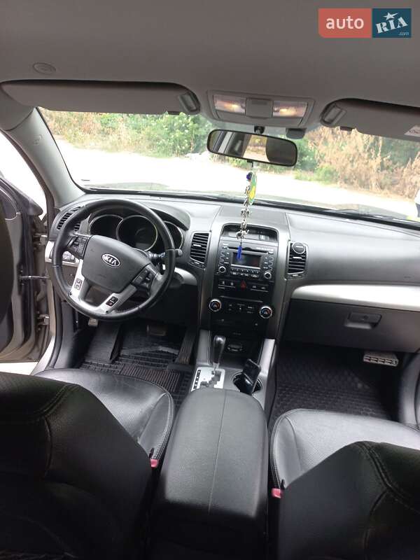 Позашляховик / Кросовер Kia Sorento 2010 в Бершаді фото 10 Позашляховик / Кросовер Kia Sorento 2010 в Бершаді