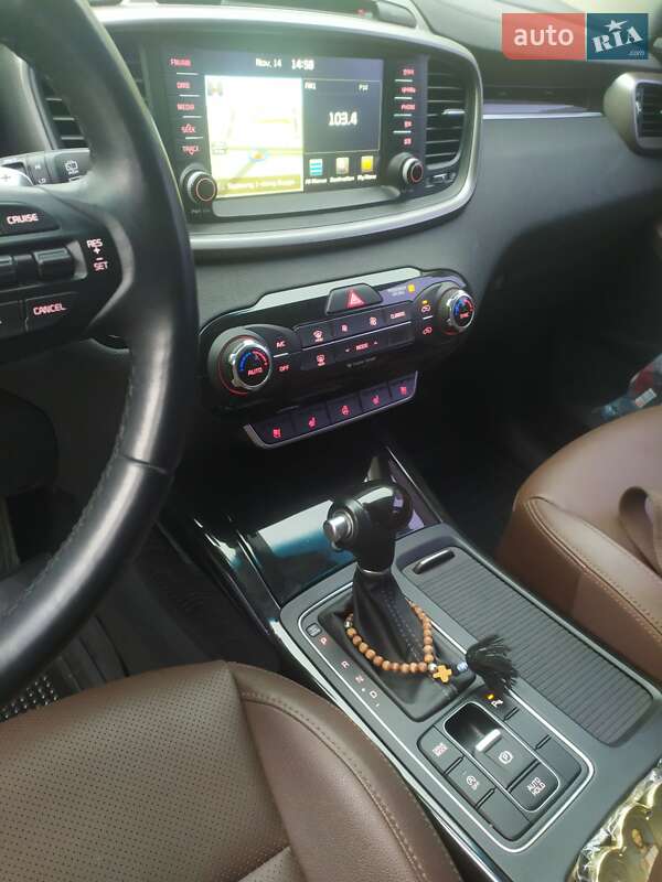 Внедорожник / Кроссовер Kia Sorento 2017 в Сумах фото 8 Внедорожник / Кроссовер Kia Sorento 2017 в Сумах