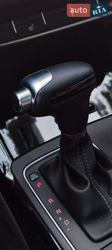 Позашляховик / Кросовер Kia Sorento 2016 в Києві фото 43 Позашляховик / Кросовер Kia Sorento 2016 в Києві