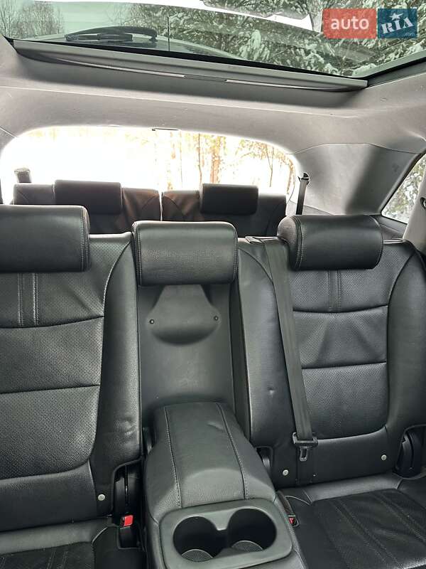 Внедорожник / Кроссовер Kia Sorento 2011 в Дубровице