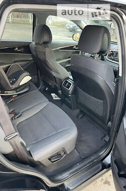 Внедорожник / Кроссовер Kia Sorento 2015 в 