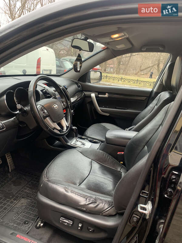 Позашляховик / Кросовер Kia Sorento 2010 в Чернівцях
