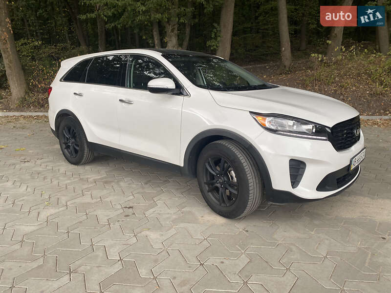 Внедорожник / Кроссовер Kia Sorento 2018 в Тернополе