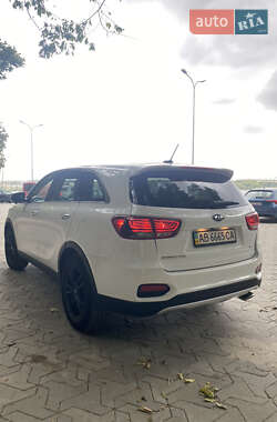 Внедорожник / Кроссовер Kia Sorento 2018 в 