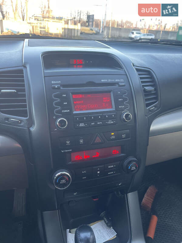 Позашляховик / Кросовер Kia Sorento 2011 в Кременчуці