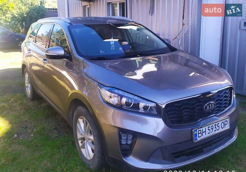Внедорожник / Кроссовер Kia Sorento 2016 в Одессе фото 3 Внедорожник / Кроссовер Kia Sorento 2016 в Одессе