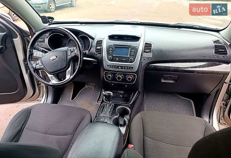 Внедорожник / Кроссовер Kia Sorento 2013 в Чернигове фото 8 Внедорожник / Кроссовер Kia Sorento 2013 в Чернигове