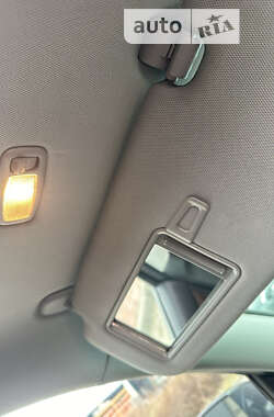 Позашляховик / Кросовер Kia Sorento 2012 в  фото 58 Позашляховик / Кросовер Kia Sorento 2012 в