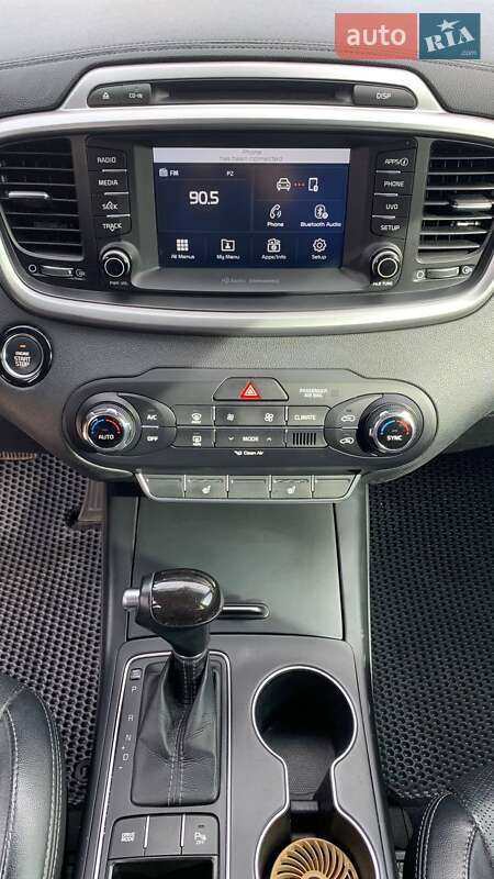 Позашляховик / Кросовер Kia Sorento 2016 в Вінниці