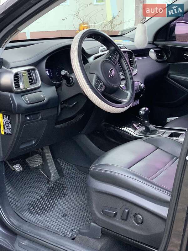 Внедорожник / Кроссовер Kia Sorento 2016 в Бородянке