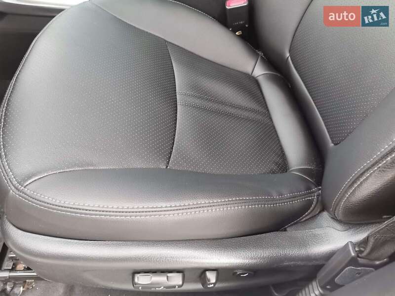 Внедорожник / Кроссовер Kia Sorento 2010 в Житомире