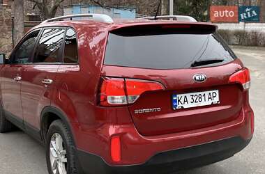 Внедорожник / Кроссовер Kia Sorento 2014 в 