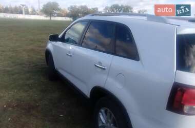 Внедорожник / Кроссовер Kia Sorento 2014 в Барышевке