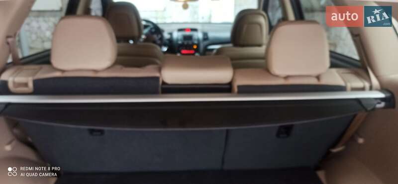 Позашляховик / Кросовер Kia Sorento 2011 в Києві