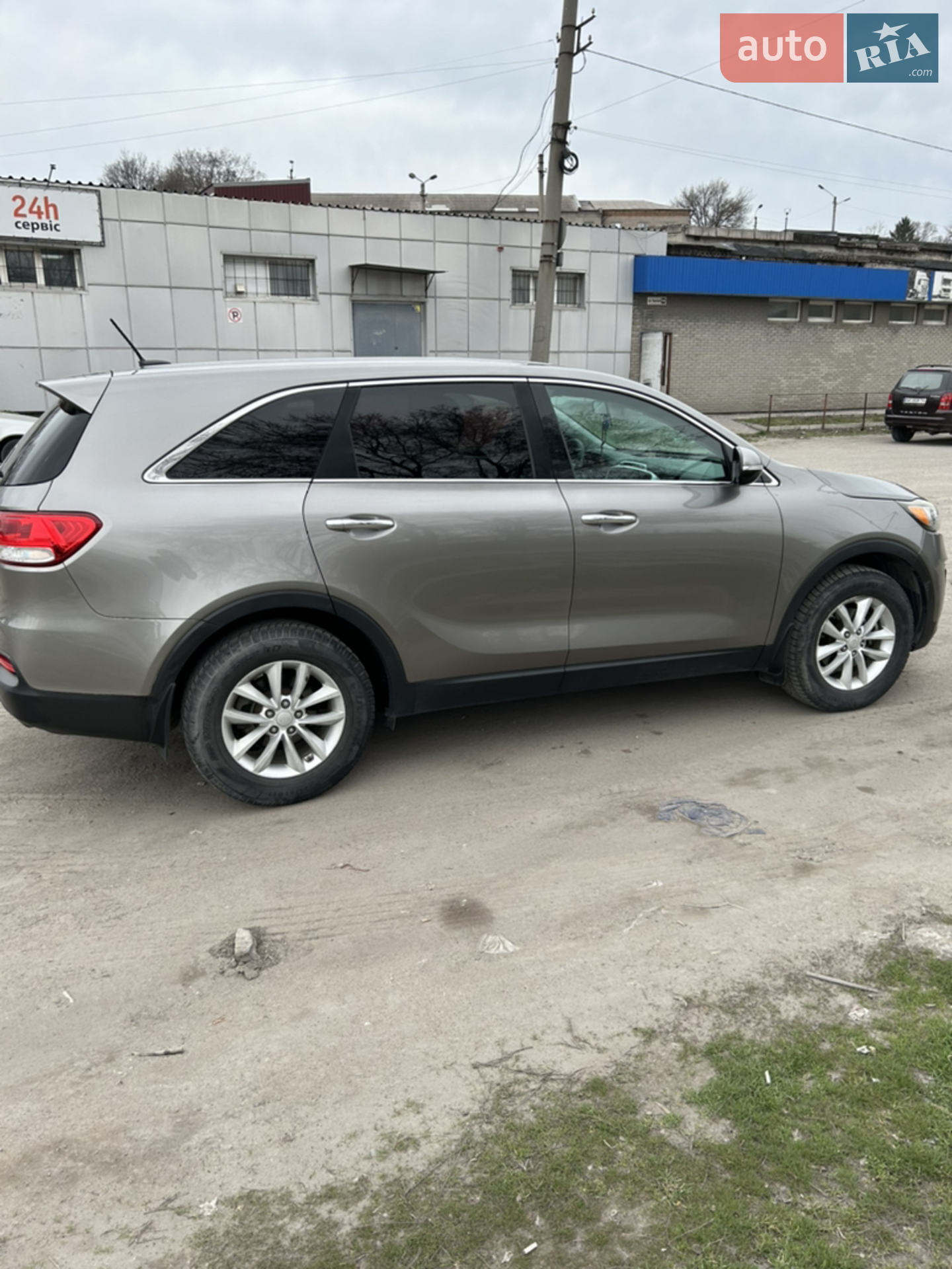 2016 Kia Sorento - фото 1