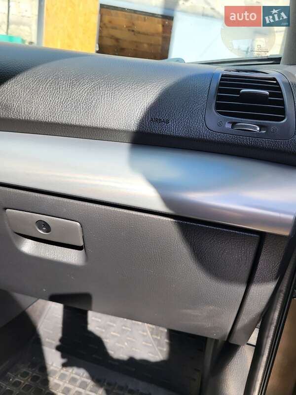 Внедорожник / Кроссовер Kia Sorento 2010 в Коростене фото 46 Внедорожник / Кроссовер Kia Sorento 2010 в Коростене