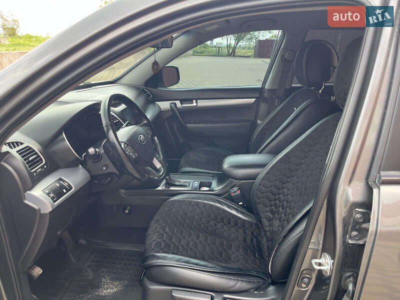 Позашляховик / Кросовер Kia Sorento 2013 в Гайсину