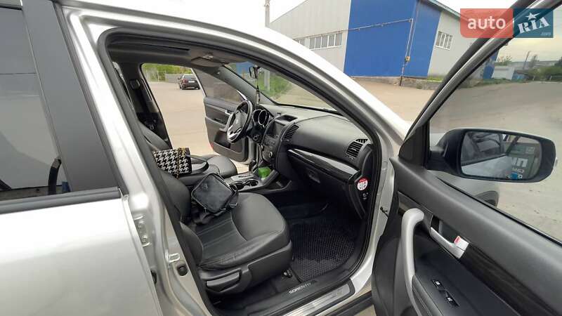 Позашляховик / Кросовер Kia Sorento 2010 в Житомирі фото 6 Позашляховик / Кросовер Kia Sorento 2010 в Житомирі