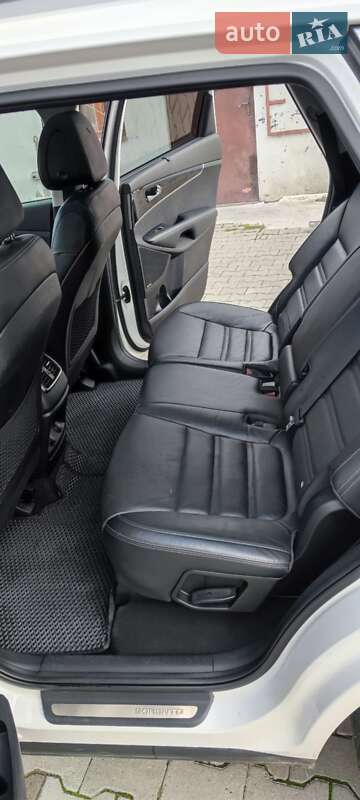 Внедорожник / Кроссовер Kia Sorento 2016 в Хмельницком