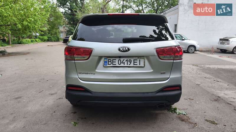 Внедорожник / Кроссовер Kia Sorento 2016 в Кривом Роге