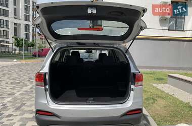 Внедорожник / Кроссовер Kia Sorento 2016 в 