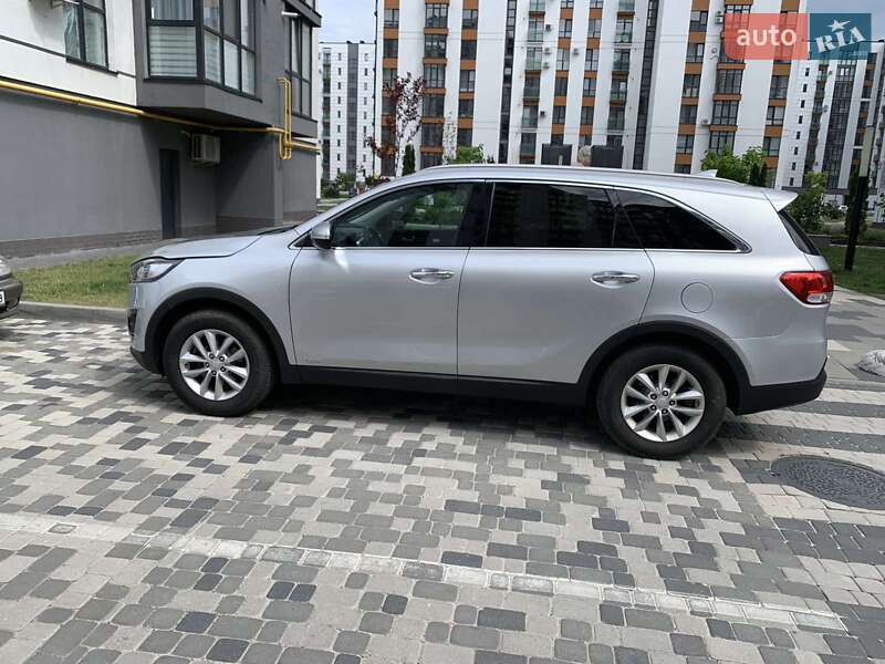 Позашляховик / Кросовер Kia Sorento 2016 в Івано-Франківську фото 6 Позашляховик / Кросовер Kia Sorento 2016 в Івано-Франківську