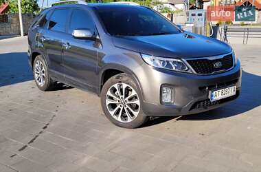 Позашляховик / Кросовер Kia Sorento 2012 в Івано-Франківську