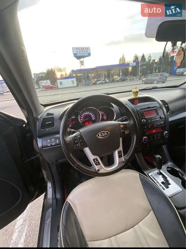 Позашляховик / Кросовер Kia Sorento 2011 в Хусті