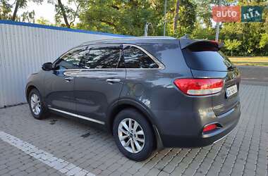 Внедорожник / Кроссовер Kia Sorento 2016 в 