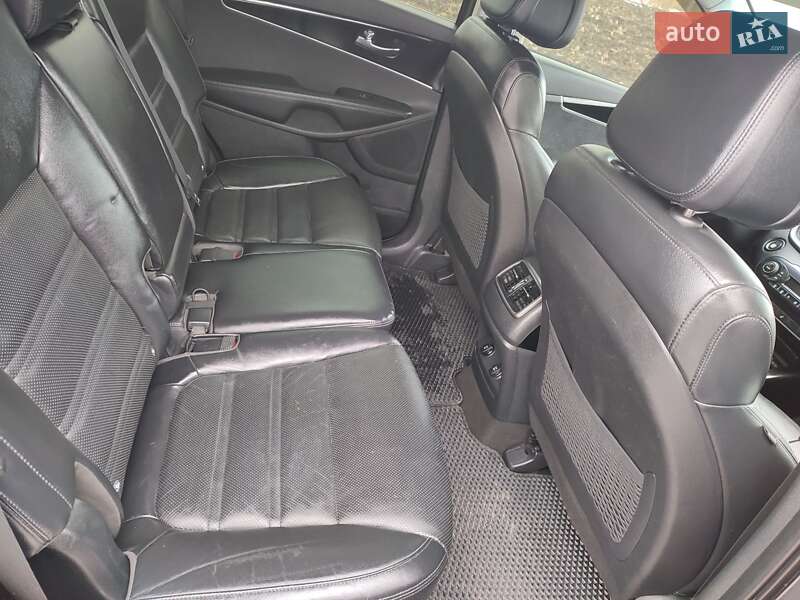 Внедорожник / Кроссовер Kia Sorento 2016 в Гайсине