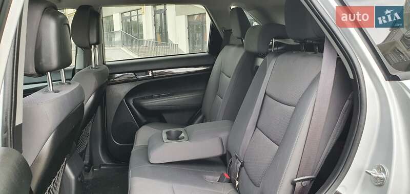 Позашляховик / Кросовер Kia Sorento 2011 в Львові фото 35 Позашляховик / Кросовер Kia Sorento 2011 в Львові