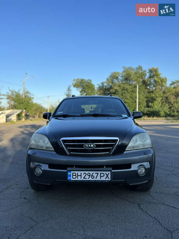 Внедорожник / Кроссовер Kia Sorento 2003 в 