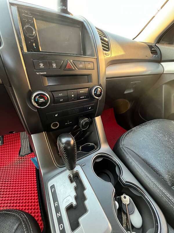Внедорожник / Кроссовер Kia Sorento 2009 в Нетешине